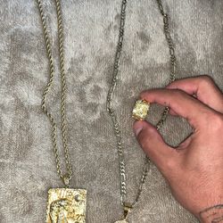 Gold rings gold chain