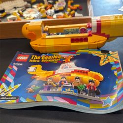 Pieces From Lego Beatles Yellow Submarine Set 
