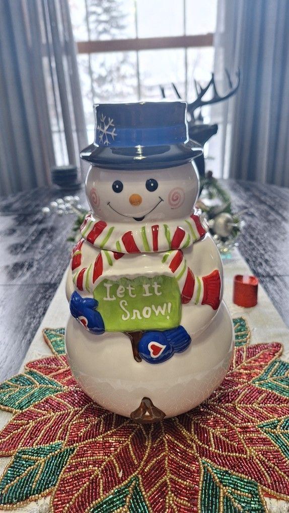 CELEBRATING HOME COOKIE πͺ JAR $25