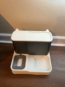 Automatic Pet Feeder
