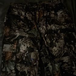 Flared camouflage pants 