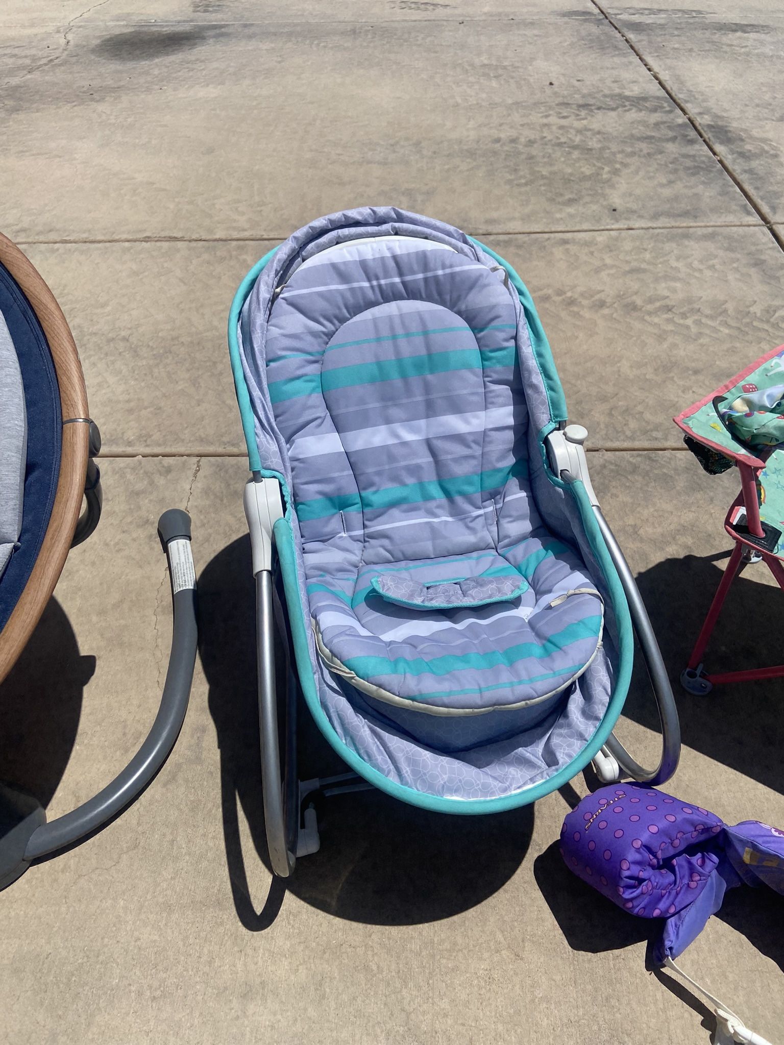 Baby seat rocker