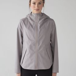 Lululemon Everyday Getaway Rain Jacket Size 6