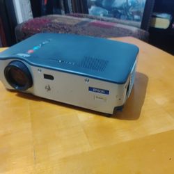 Epson power light 50c/70c both time media projector $50