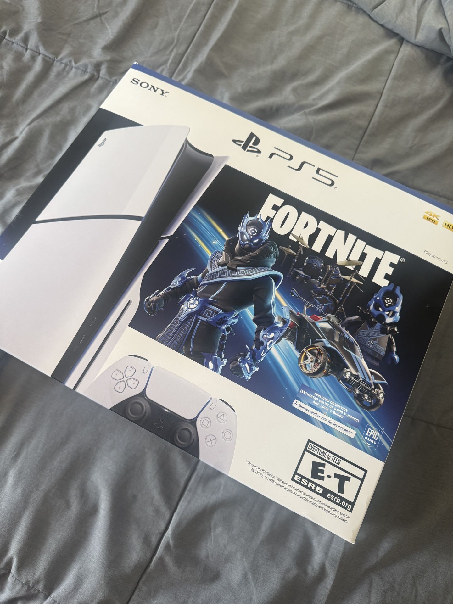 PlayStation 5 (Fortnite Bundle)