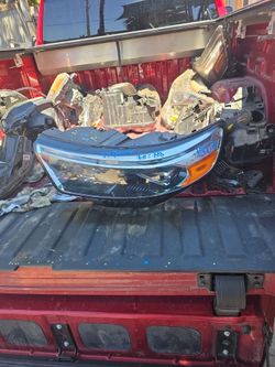 2020-2024 Ford Explorer XLT Chrome LED Headlight Left Driver Side OEM