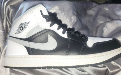 Nike Air Jordan 1 Mid Size 13