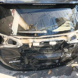 2013 - 2015 Toyota RAV4 trunk