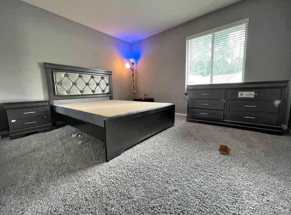 BRAND NEW BEAUTIFUL BEDROOM SET! KING $1045..QUEEN $975!!