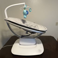 4moms MamaRoo Multi Motion Baby Swing 