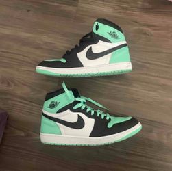 Jordan 1 Green Glow - Sz 13