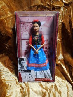Barbie Signature Frida Kahlo Inspiring Women Doll
