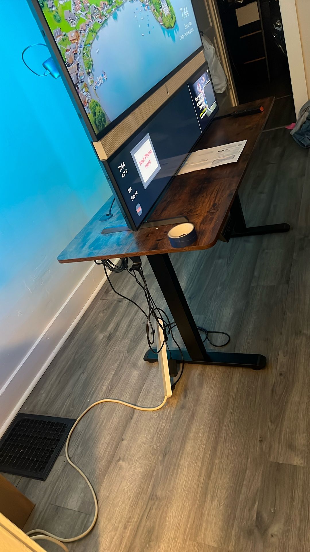 Rising Work / Creative Desk for Sale in Columbus, OH - OfferUp