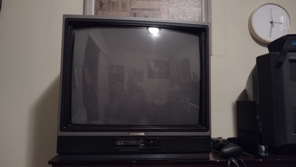 Magnavox D2630 WS01 CRT