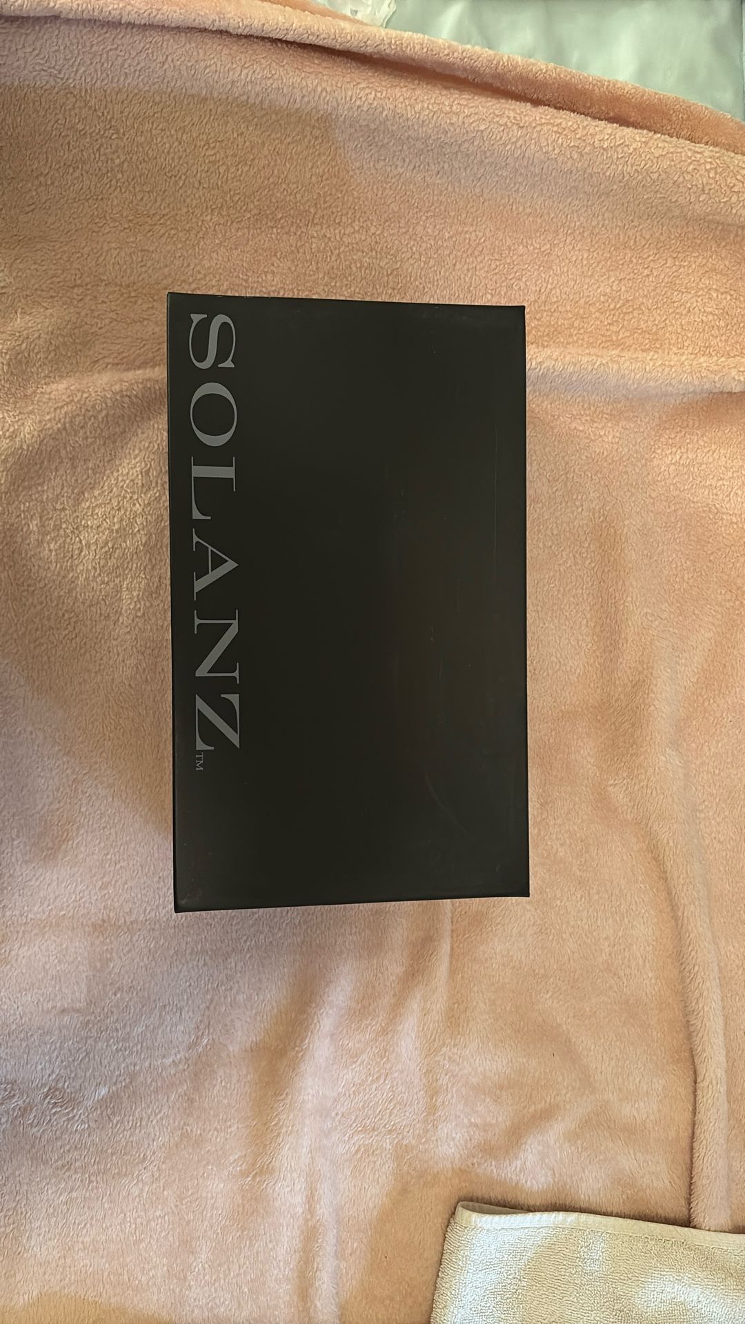 SOLANZ Black Sandal