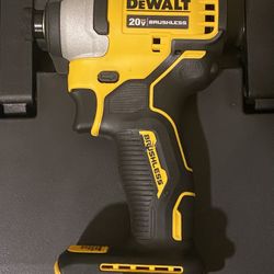 DEWALT ATOMIC 20V MAX Cordless Brushless Compact 1/4 in. Impact Driver