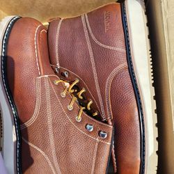 WORK BOOTS 