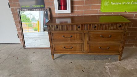MCM 6 drawers Dresser