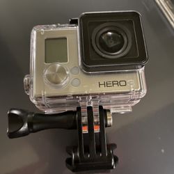 Go Pro Hero 3 with 32 Gig Disk + Accessories Or it