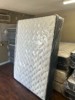 Full bed 🛏️