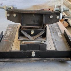 RV Hitch Demco Autoslide 21K Premier Series K $400 OBO 