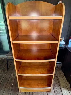 Nice tall book shelf maple