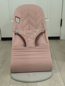 BabyBjörn Bouncer Bliss, Dusty Pink, Woven, Petal Quilt