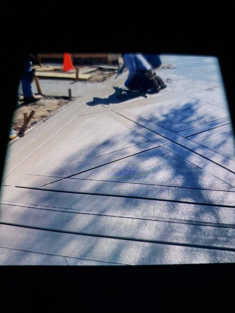 Need A New Driveway? We Do All Types At Good Prices Give Us A Call !!! We Offer Free Estimates🟢 ✅ ⬜️ ❇️