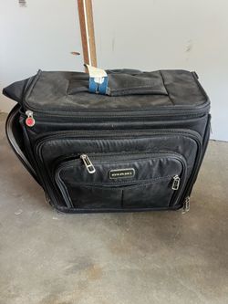 Expandable under the seat, rolling luggage bag