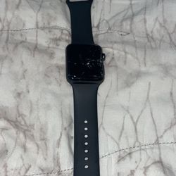 Apple Watch (cracked)
