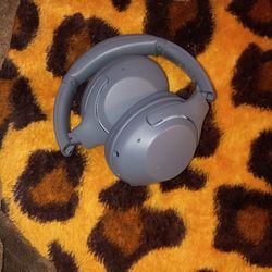 New Sony Wh-xb900n Headphones