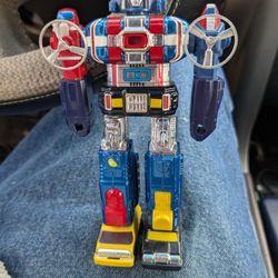 Vintage 1982 Bandai Voltron Dairugger GB-73 Die-Cast Action Figure