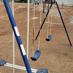 Free Swingset