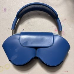 Apple AirPods Max (Sky Blue) – Excellent Condition + Case, No Charger