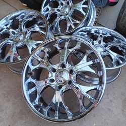 Rims Size 20 In  Tires In Condition Looks Like New 