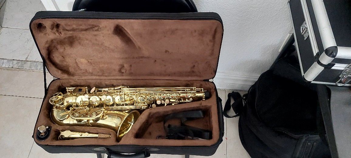 Saxophone Saxofon