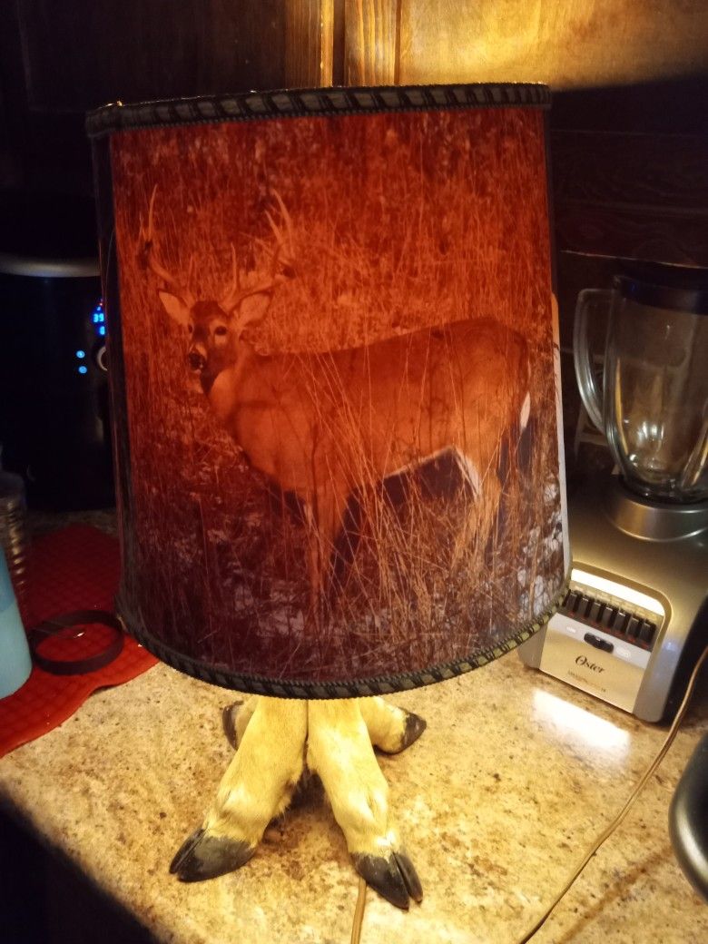 Vintage Deer Feet Lamp 