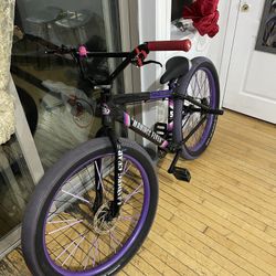 Maniac Flyer Trade Or Best Offer 