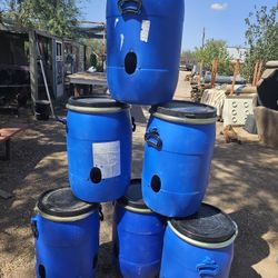 Chicken Feeders And Waterer 