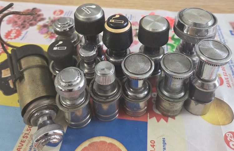 CAR CIGARETTE LIGHTERS ASSORTED