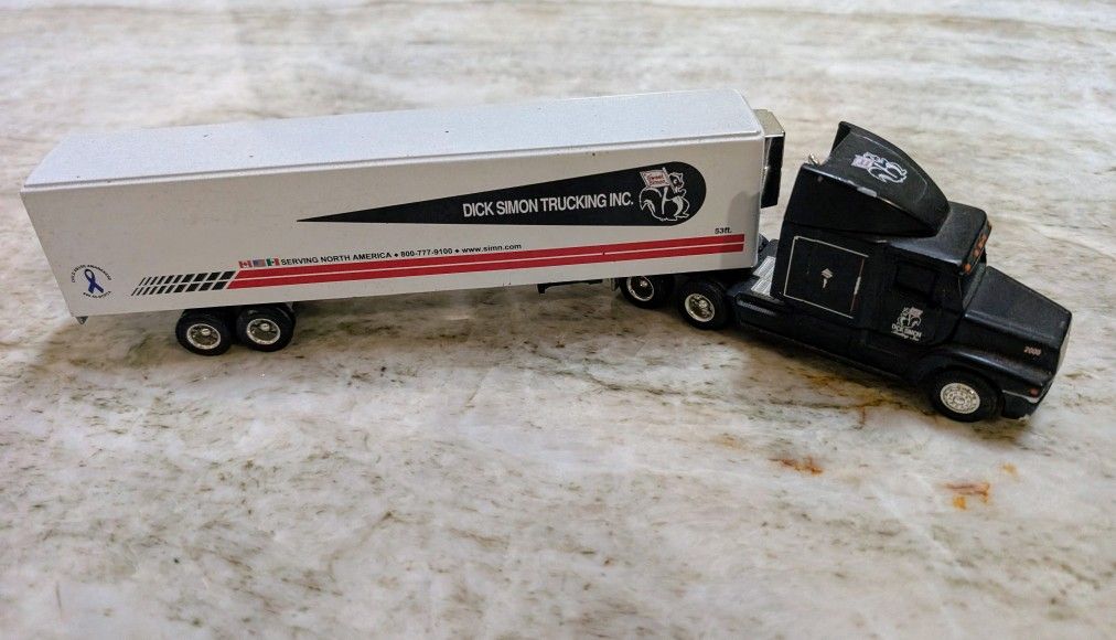 Dick Simon Model Truck