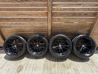 HRE Flowform FF04 with Tires