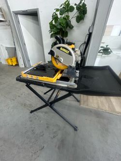 DEWALT D24000 10” HEAVY DUTY WET TILE SAW
