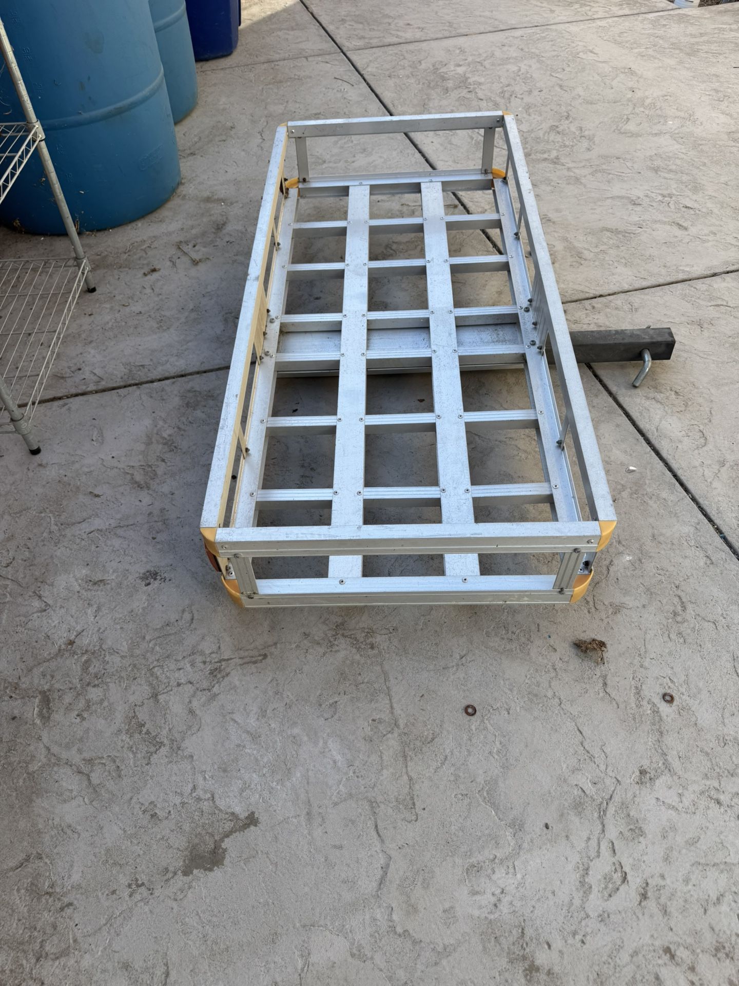 Hitch Cargo Carrrier
