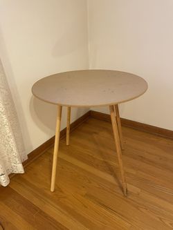 Round Side Table With Or Without Crochet Table Cloth