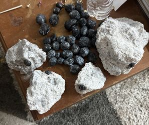 Apache Tears (obsidian)