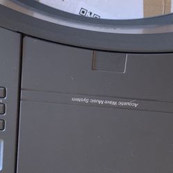 Bose AM/FM/CD Acoustic Wave Music System 