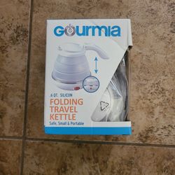 Gourmia Folding Travel Kettle 
