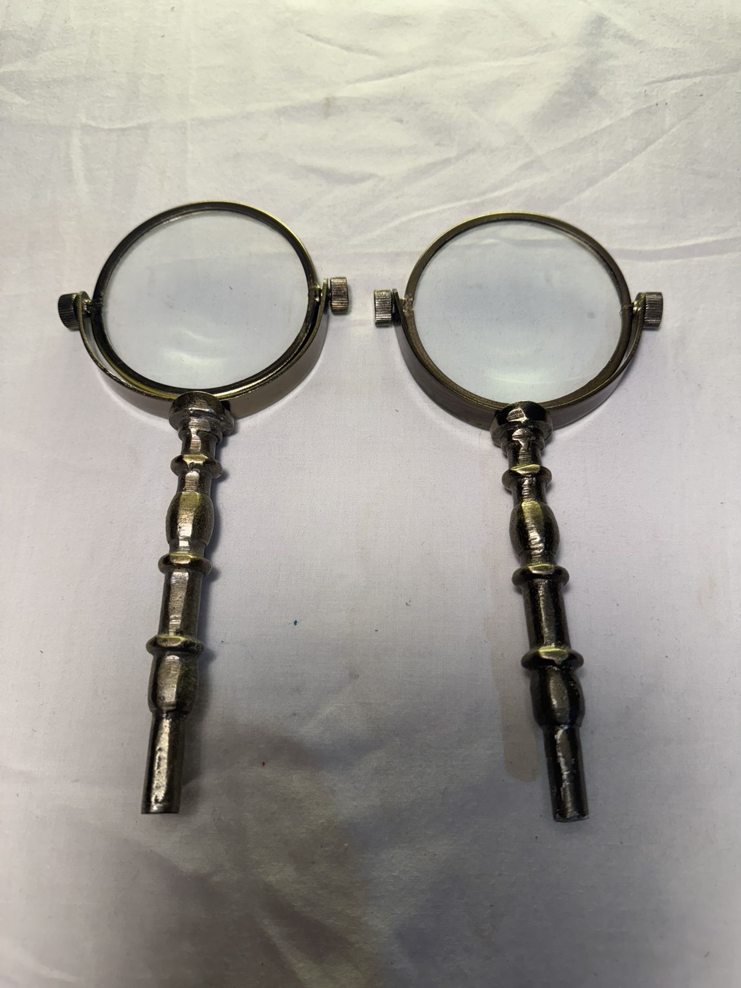 Magnifying Glasses 