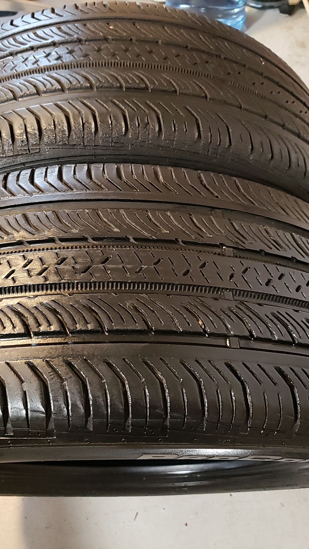 Continental in good condition 2 tires 225 50 18 good tread
